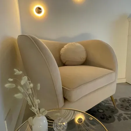 Younique Boutique